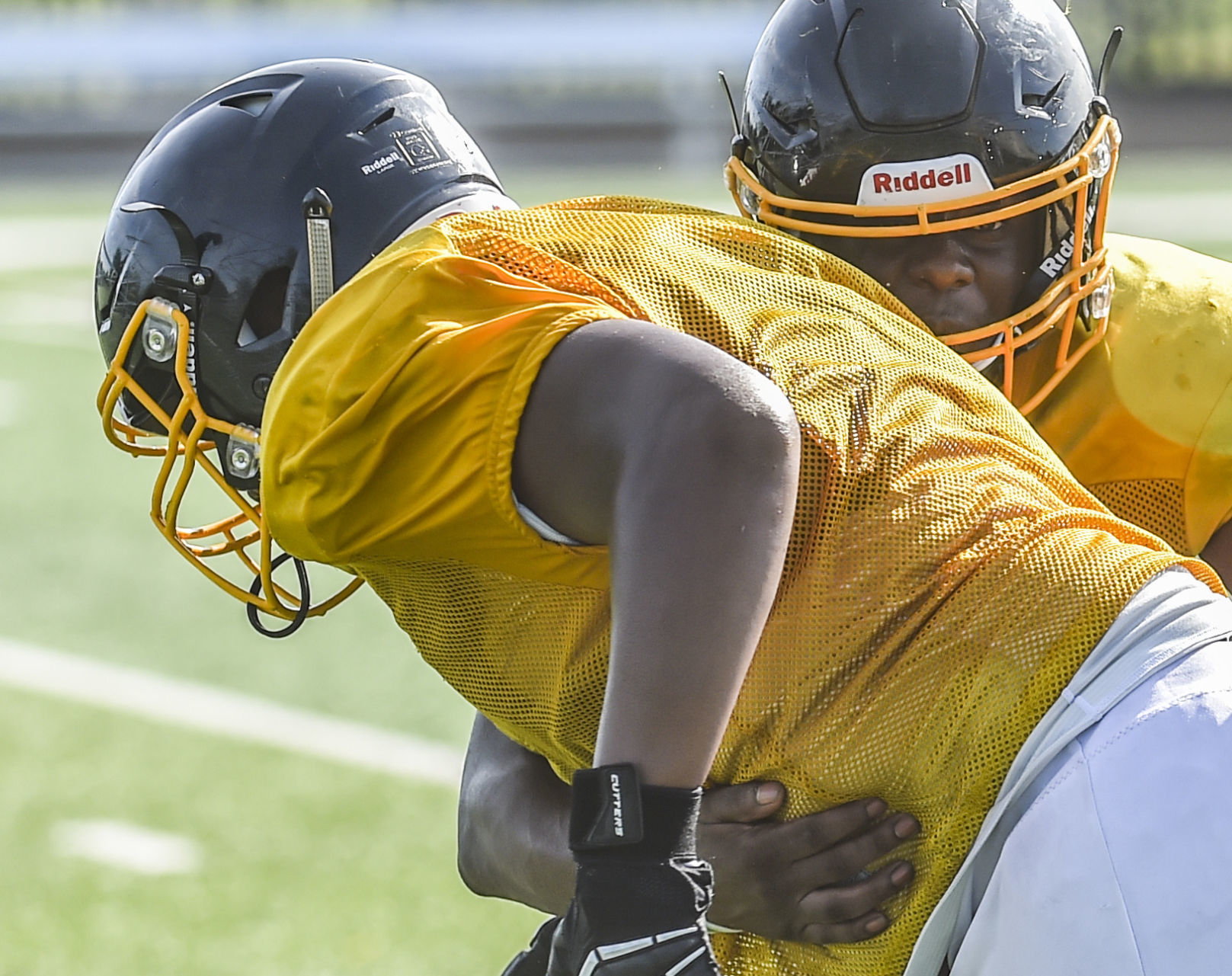 082019-qct-spt-bett football-23.jpg
